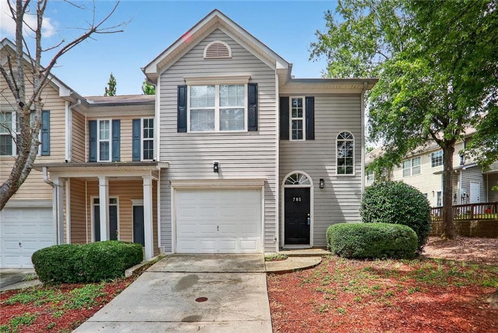 2 bedroom, 3 bathroom, 1,534 sq ft townhouse sold at 785 SW Celeste Lane, Atlanta, GA 30331