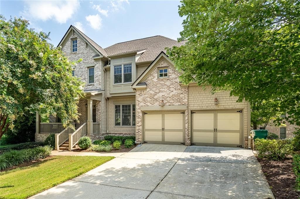 5 bedroom, 4 bathroom, 4,754 sq ft single family residence sold at 2868 Green Cove Way, Smyrna, GA 30080