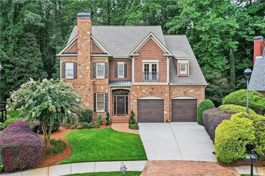 195 Lullwater Court, Roswell, GA 30075 — most recent listing photo