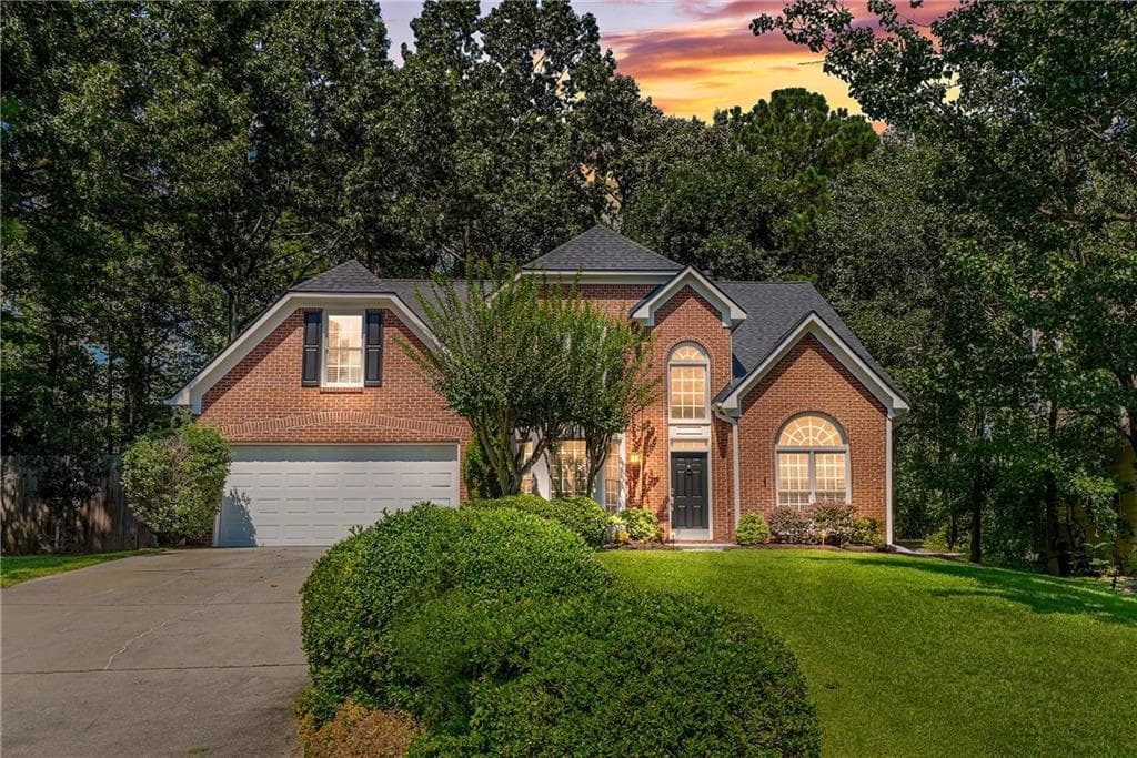 5 bedroom, 3 bathroom, 2,667 sq ft single family residence sold at 130 Nautica Way, Roswell, GA 30076
