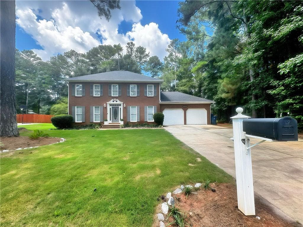 4 bedroom, 3 bathroom, 2,364 sq ft single family residence sold at 1805 Skidmore Circle, Lawrenceville, GA 30044