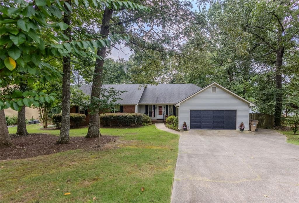 3 bedroom, 3 bathroom, 2,352 sq ft single family residence sold at 2873 Wood Park Trace, Kennesaw, GA 30152