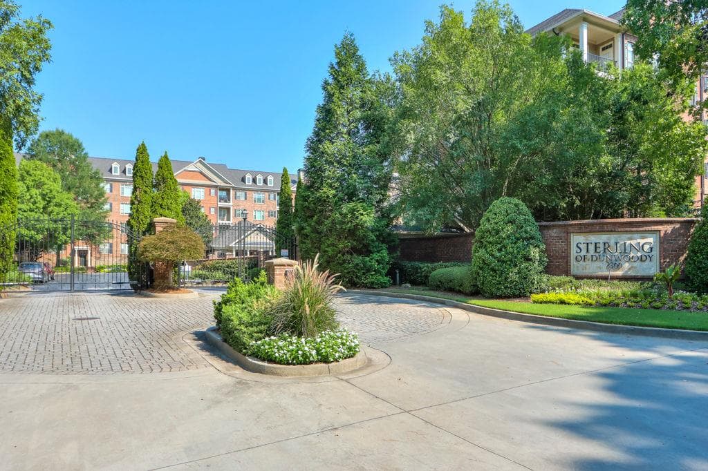 2 bedroom, 2 bathroom, 1,433 sq ft condominium sold at 2300 Peachford Road 4310, Atlanta, GA 30338