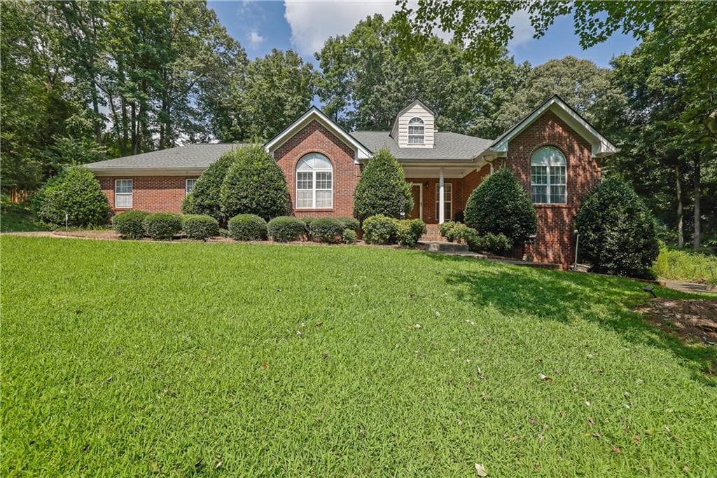 4963 Weaver Road, Gainesville, GA 30507 — most recent listing photo