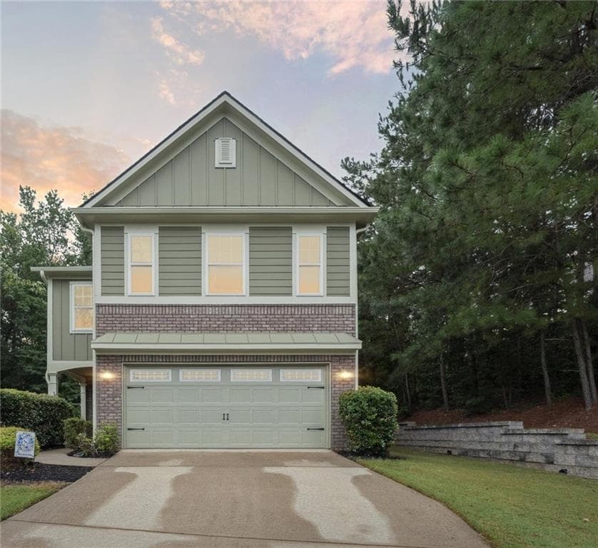 6165 Falls Landing Drive, Cumming, GA 30040 — most recent listing photo
