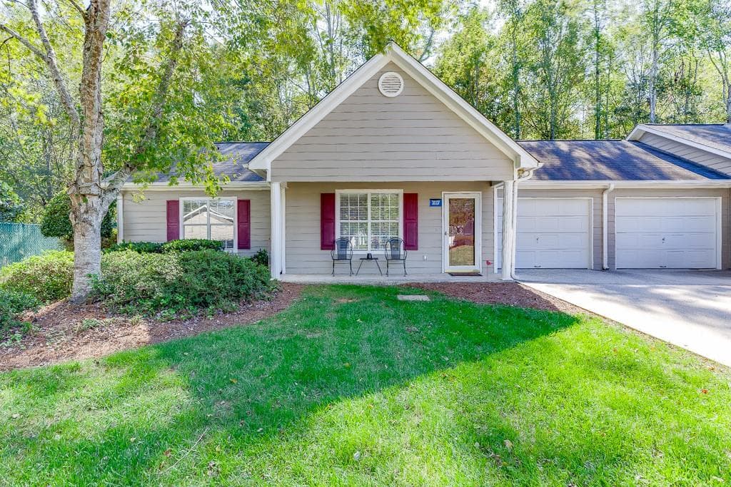 3007 Bentley Park Circle, Gainesville, GA 30504 — most recent listing photo