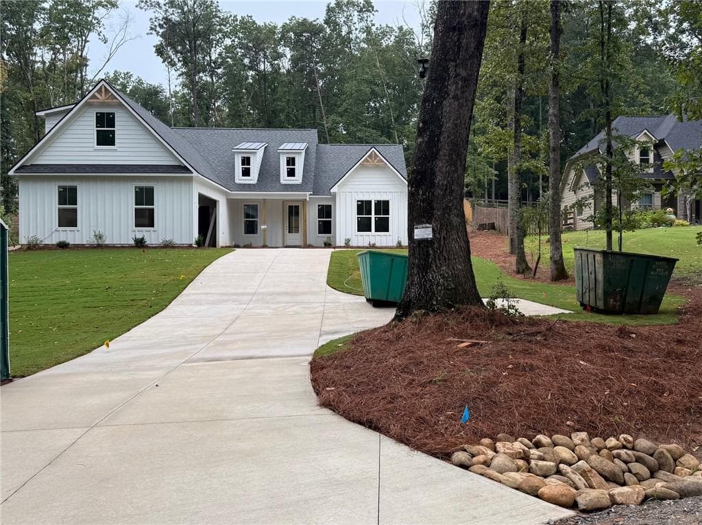 4 bedroom, 4 bathroom, 2,643 sq ft single family residence sold at 609 Byrd Mountain Lane, Canton, GA 30114