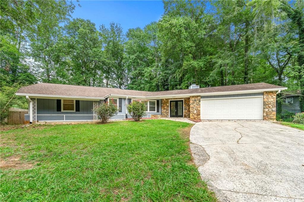 5 bedroom, 3 bathroom, 3,015 sq ft single family residence sold at 3020 Karen Lane, Marietta, GA 30062