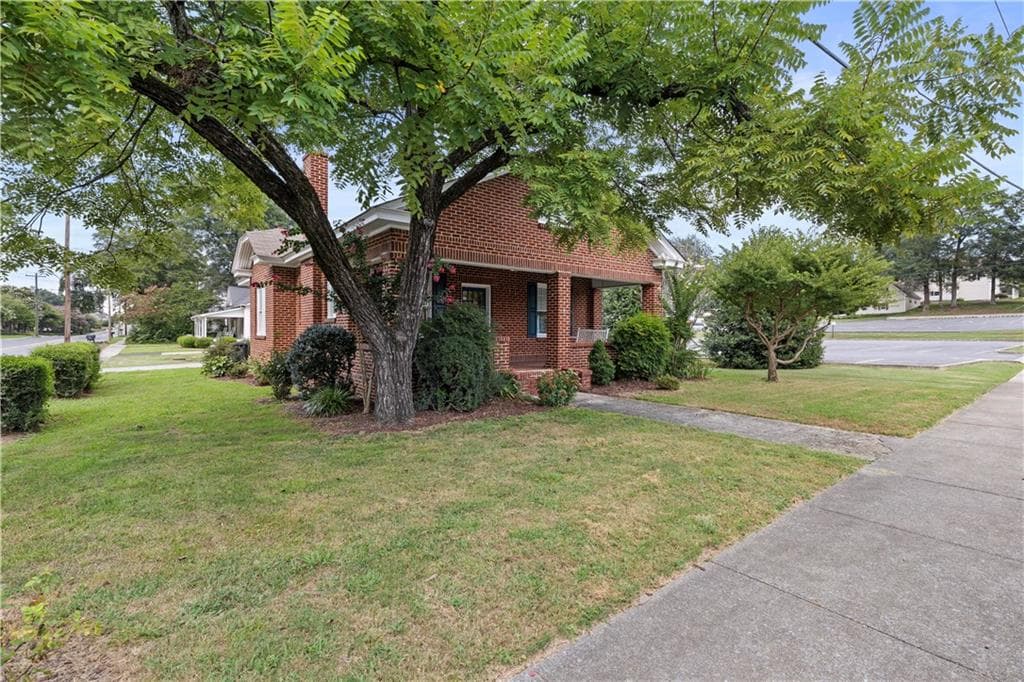 200 Fain Street, Calhoun, GA 30701 — most recent listing photo