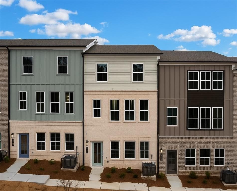 3 bedroom, 3 bathroom, 1,900 sq ft townhouse sold at 1340 James Jackson Parkway, Atlanta, GA 30318