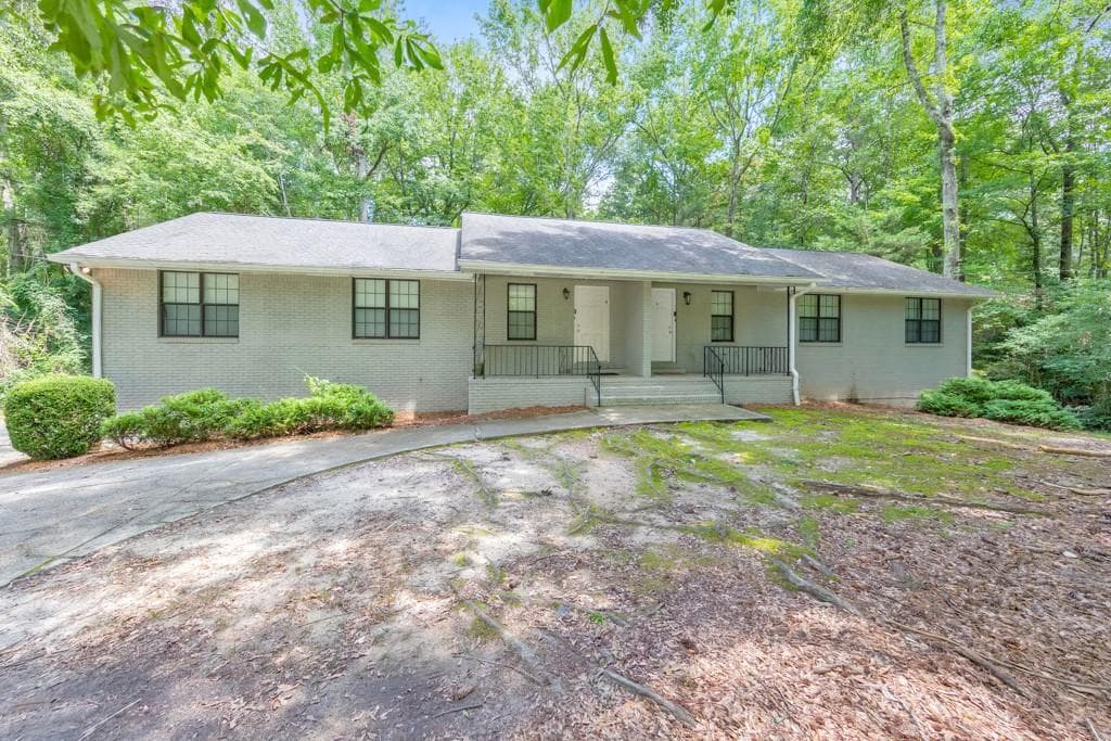 quadruplex sold at 300 S Jeff Davis Drive, Fayetteville, GA 30215
