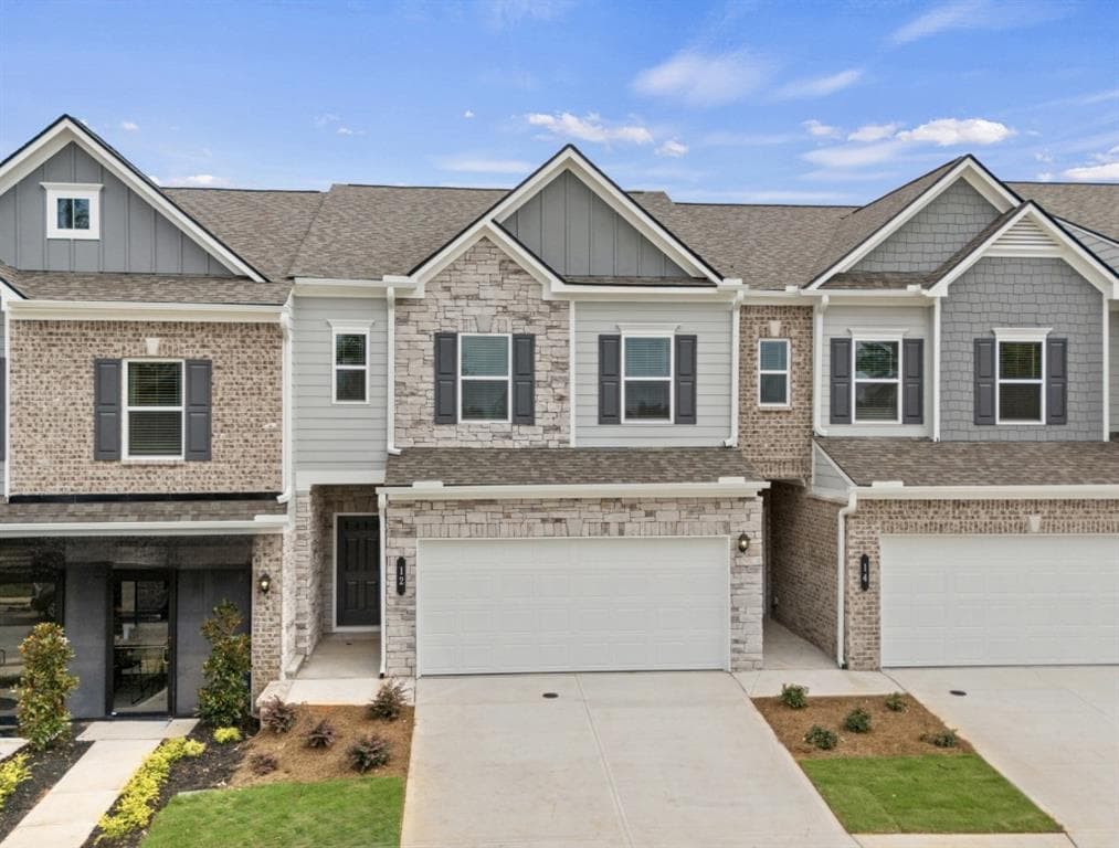 3 bedroom, 3 bathroom, 1,806 sq ft townhouse sold at 12 Jacobs Farm Lane 6, Lawrenceville, GA 30045