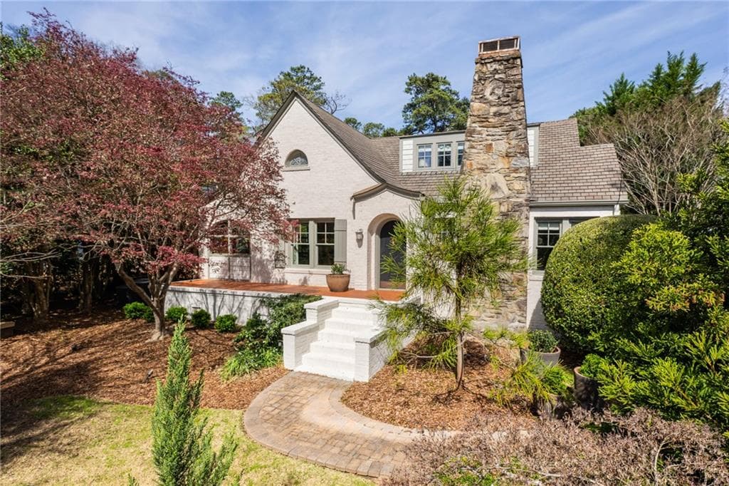 6 bedroom, 5 bathroom, 6,140 sq ft single family residence sold at 1666 Johnson Road, Atlanta, GA 30306