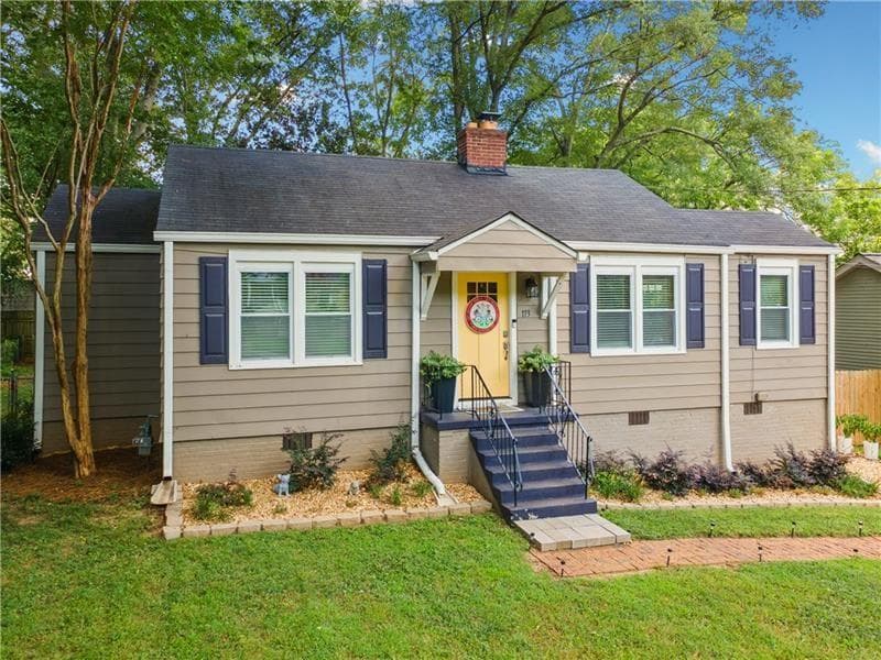 2 bedroom, 1 bathroom, 1,004 sq ft single family residence sold at 173 Parkview Drive, Marietta, GA 30060