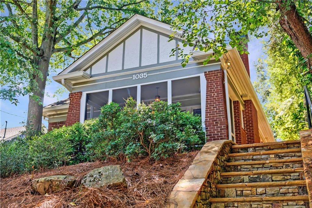 2 bedroom, 2 bathroom single family residence sold at 1035 Amsterdam Avenue, Atlanta, GA 30306
