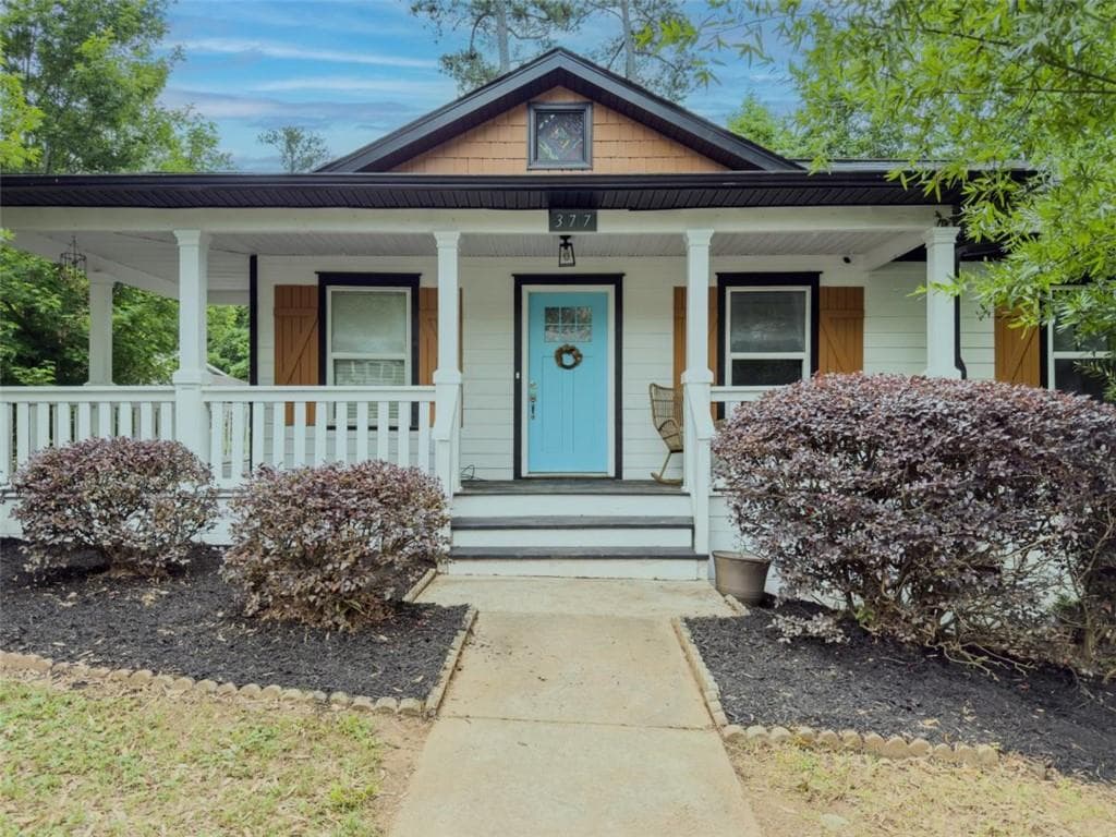 3 bedroom, 2 bathroom, 1,248 sq ft single family residence sold at 377 Wyndham Way, Atlanta, GA 30315