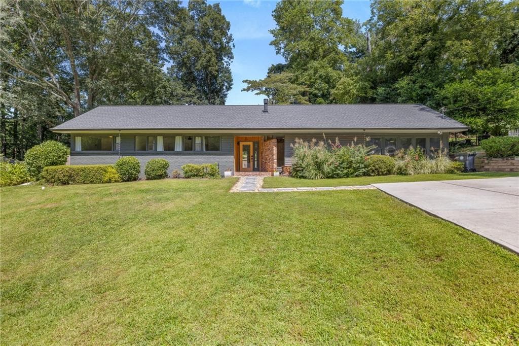 560 Park Street Place, Gainesville, GA 30501 — most recent listing photo