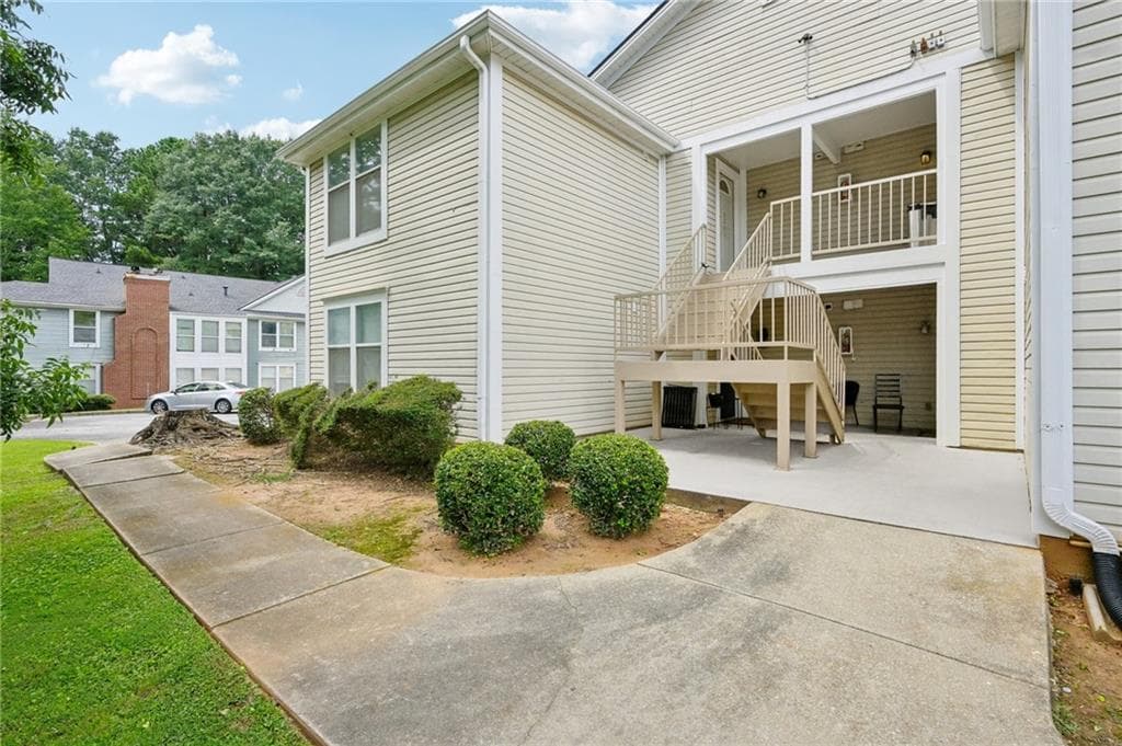 4263 Parkview Court, Stone Mountain, GA 30083 — most recent listing photo