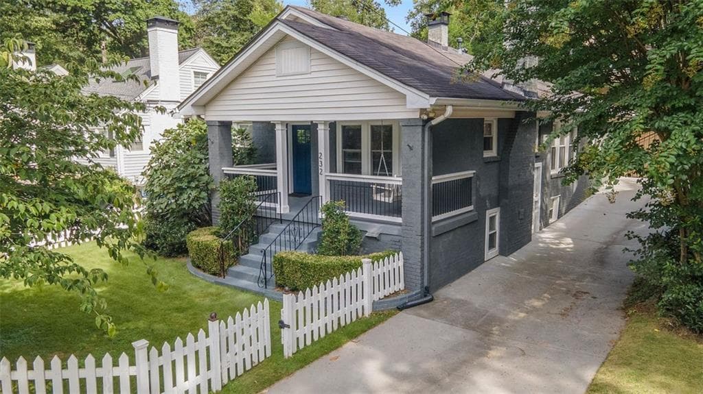 232 Lindbergh Drive, Atlanta, GA 30305 — most recent listing photo