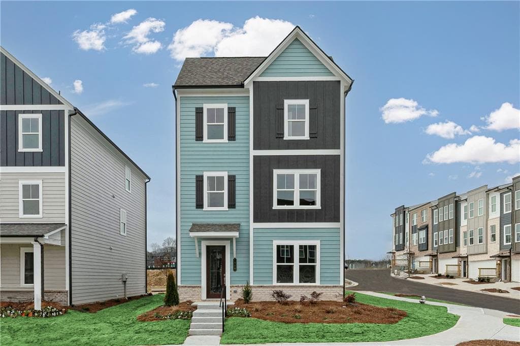 3 bedroom, 3 bathroom, 2,471 sq ft single family residence sold at 1382 Creekside Circle, Atlanta, GA 30318