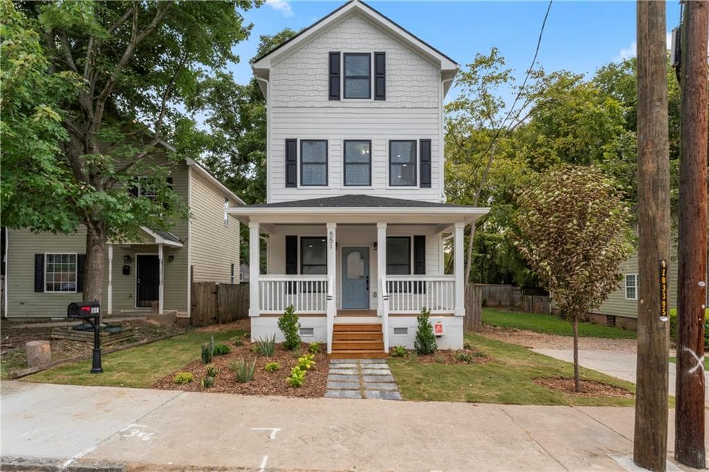 3 bedroom, 3 bathroom, 1,200 sq ft single family residence sold at 551 Griffin Street, Atlanta, GA 30318