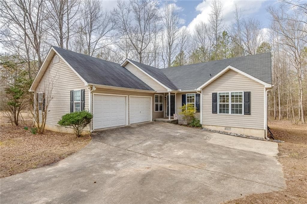 3 bedroom, 2 bathroom, 1,442 sq ft single family residence sold at 5833 Westerling Place, Powder Springs, GA 30127