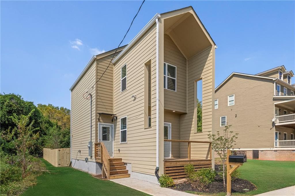 585 IRA Street, Atlanta, GA 30312 — most recent listing photo