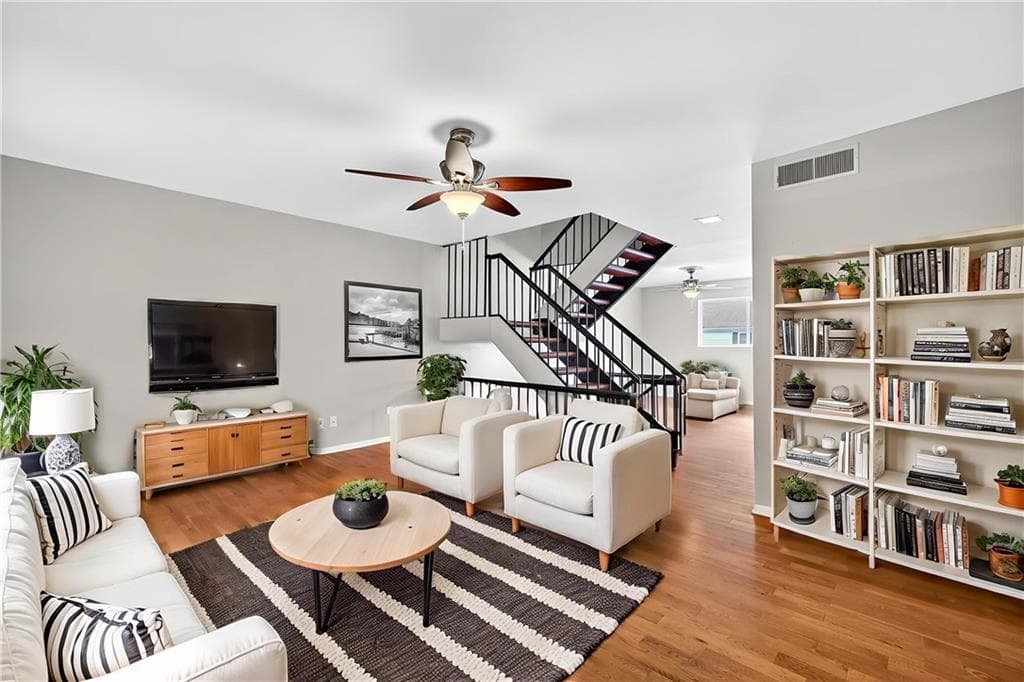 7321 Cardigan Circle, Atlanta, GA 30328 — most recent listing photo