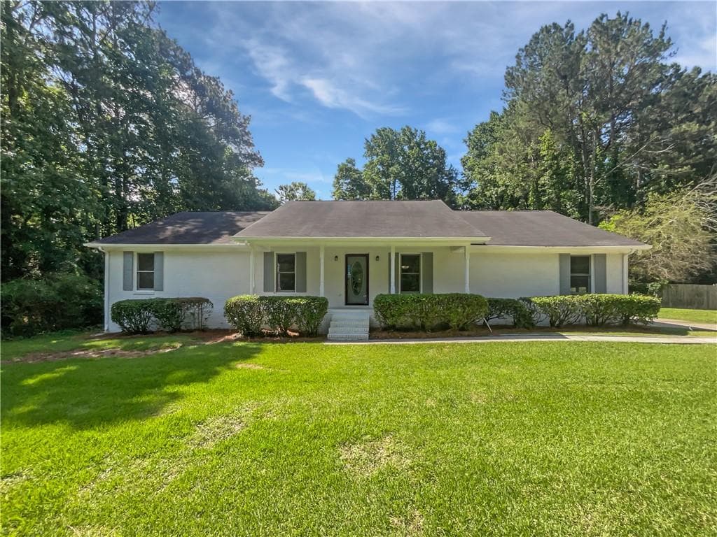 1583 Thornwood Drive, Jonesboro, GA 30236 — most recent listing photo