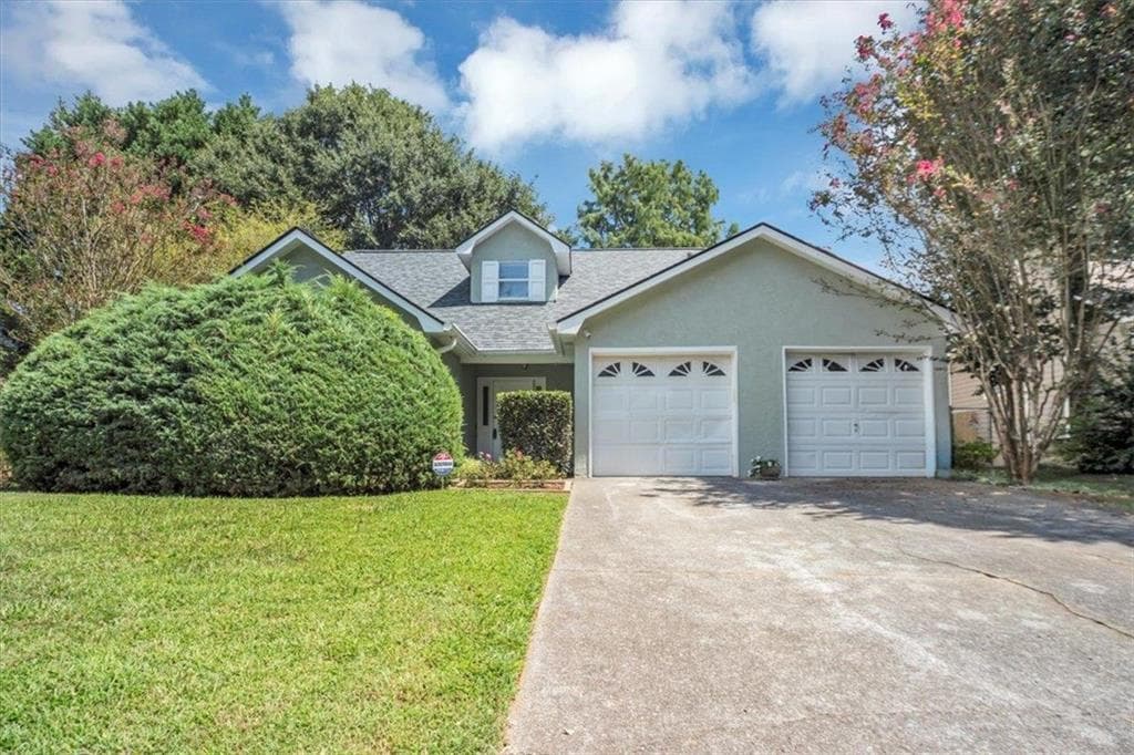 3 bedroom, 3 bathroom, 2,049 sq ft single family residence sold at 3776 Westchase Drive, Marietta, GA 30066