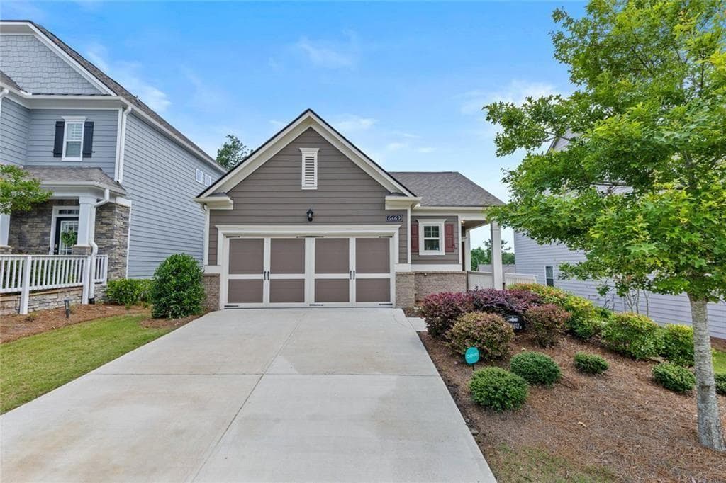 6469 Crosscreek Lane, Flowery Branch, GA 30542 — most recent listing photo