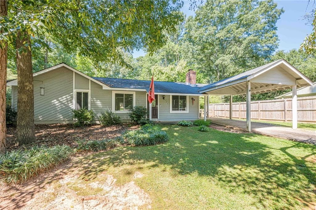 3 bedroom, 1 bathroom, 1,056 sq ft single family residence under contract at 407 Jon Scott Drive, Alpharetta, GA 30009