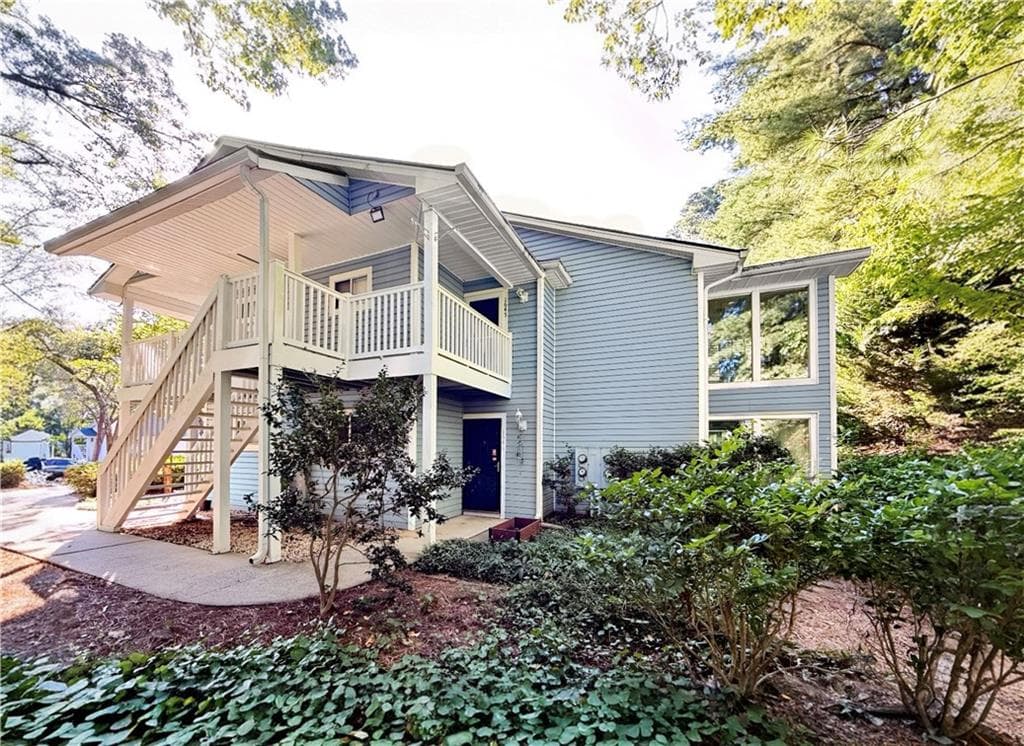 2 bedroom, 2 bathroom, 1,166 sq ft condominium sold at 1641 Raleigh Circle, Marietta, GA 30067