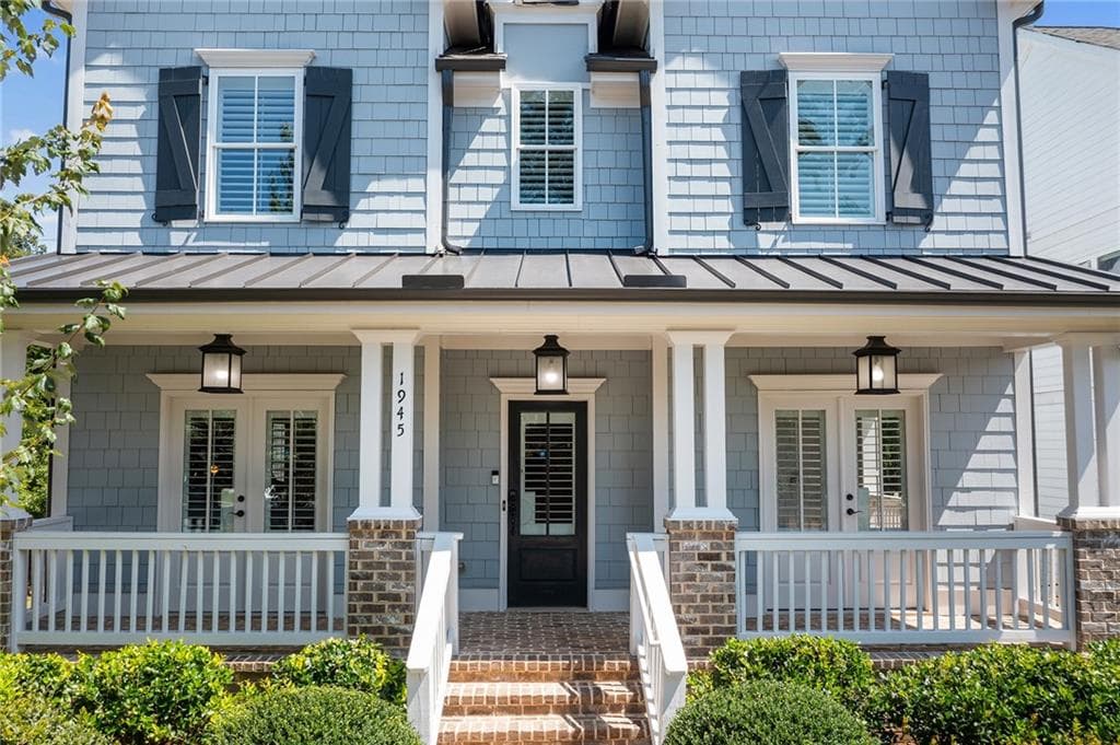 4 bedroom, 4 bathroom, 3,040 sq ft single family residence sold at 1945 Park Chase Lane, Brookhaven, GA 30324