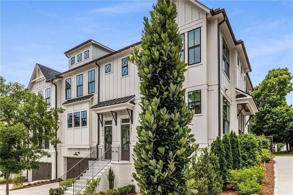 3 bedroom, 4 bathroom, 2,285 sq ft townhouse sold at 5851 Westin Road, Atlanta, GA 30328