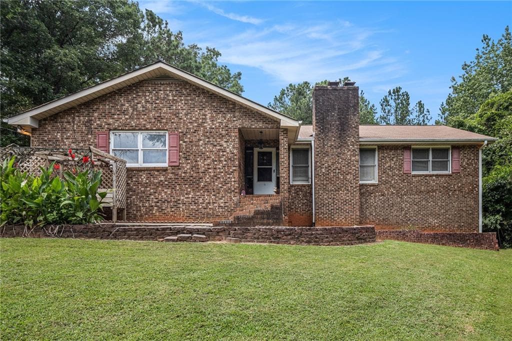 3 bedroom, 2 bathroom, 1,686 sq ft single family residence sold at 5632 Highway 81, Loganville, GA 30052
