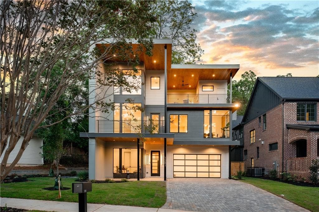 5 bedroom, 5 bathroom single family residence sold at 1281 Avalon Place, Atlanta, GA 30306