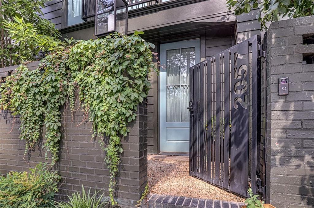 other sold at 2057 Manchester Street, Atlanta, GA 30324
