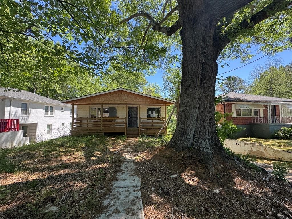 6 bedroom, 4 bathroom, 1,395 sq ft single family residence sold at 169 Burbank Drive, Atlanta, GA 30314