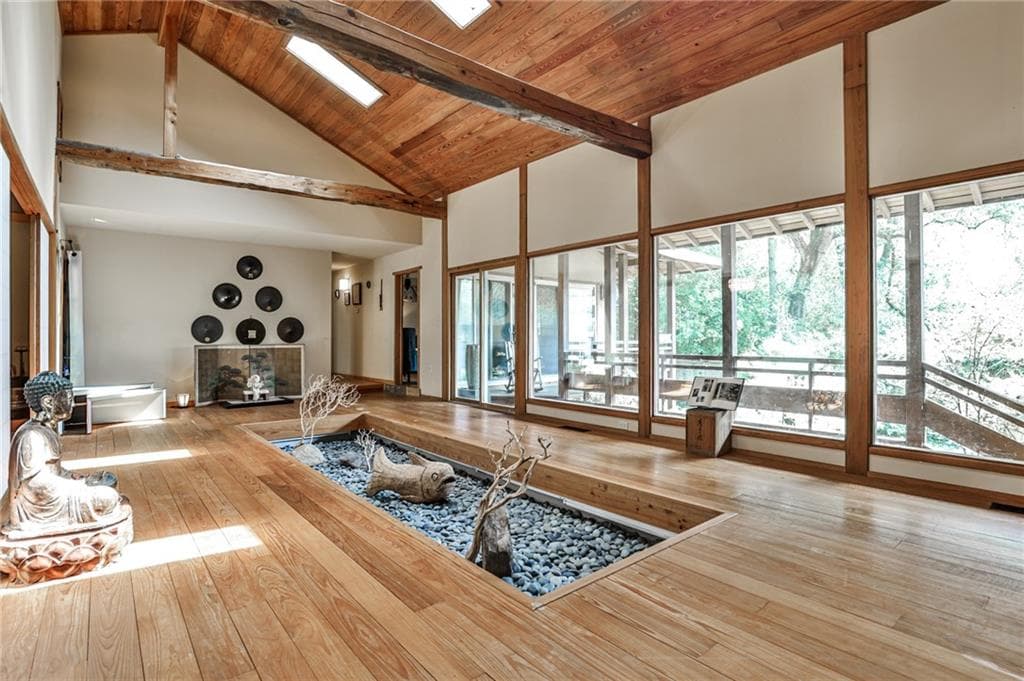 3 bedroom, 3 bathroom, 3,718 sq ft single family residence sold at 3897 Lake Forrest Drive, Atlanta, GA 30342