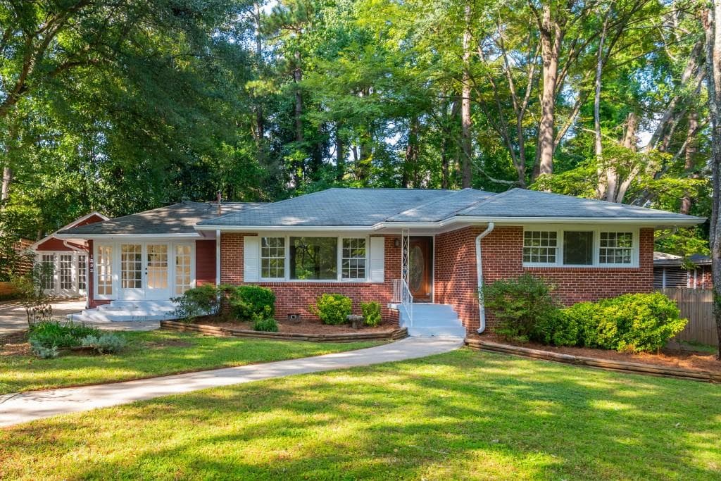3 bedroom, 2 bathroom, 2,164 sq ft single family residence sold at 1392 Lively Ridge Road, Atlanta, GA 30329