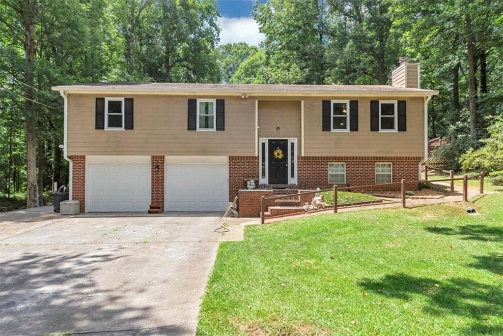 3 bedroom, 2 bathroom, 2,820 sq ft single family residence sold at 605 Elvina Court, Dacula, GA 30019