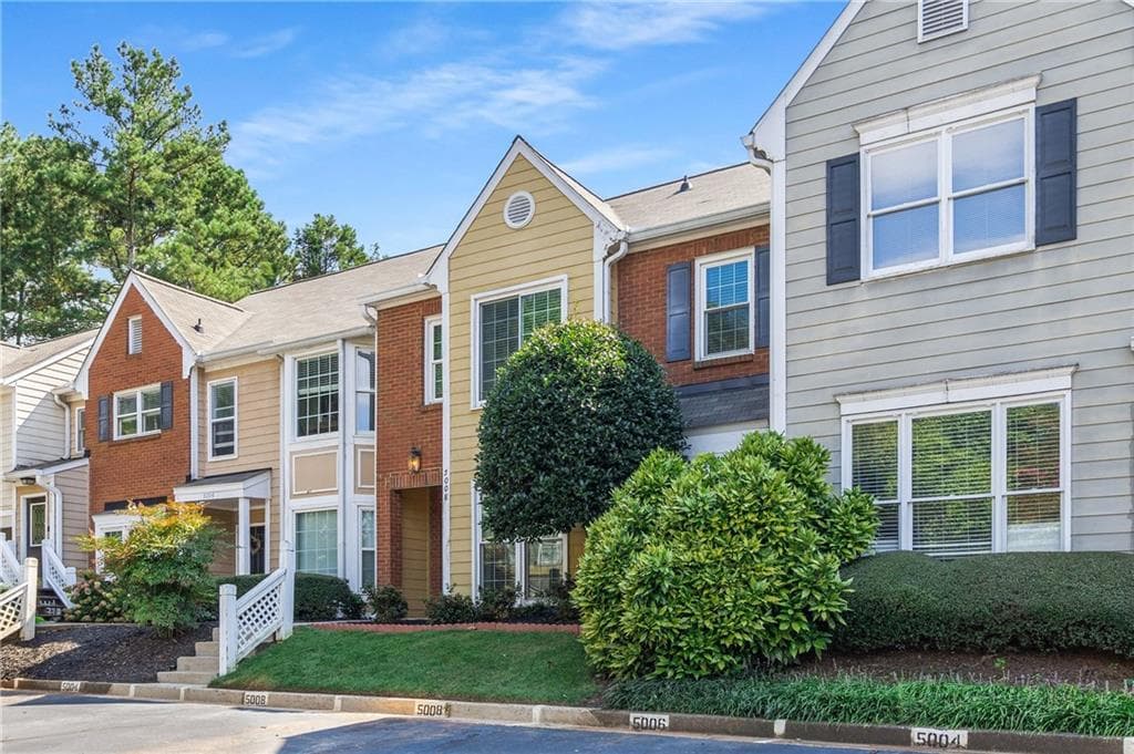 5008 Avalon Drive, Alpharetta, GA 30005 — most recent listing photo
