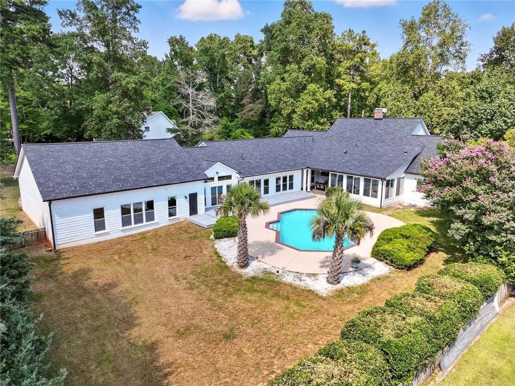 8675 Lake Forest Drive, Jonesboro, GA 30236 — most recent listing photo