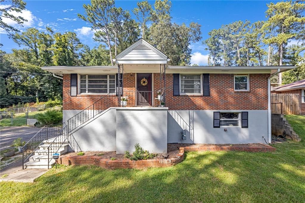 2 bedroom, 1 bathroom, 1,302 sq ft single family residence sold at 3927 Boulder Park Drive, Atlanta, GA 30331