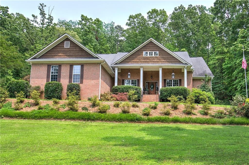 39 Twin Oaks Lane, Cartersville, GA 30120 — most recent listing photo