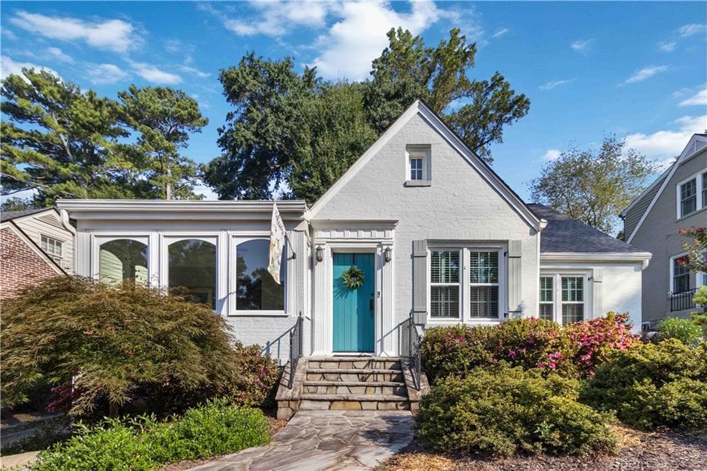 4 bedroom, 3 bathroom, 2,947 sq ft single family residence sold at 1270 Beech Valley Road, Atlanta, GA 30306