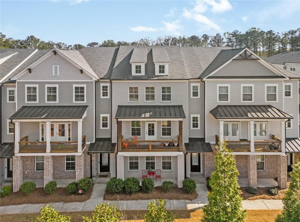 2020 Rivermont Way, Roswell, GA 30076 — most recent listing photo