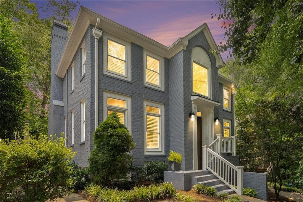 3 bedroom, 4 bathroom, 2,734 sq ft single family residence sold at 29 Greenland Trace, Atlanta, GA 30342