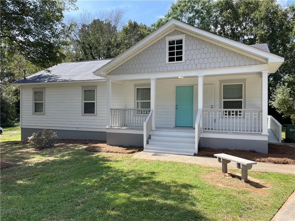 4 bedroom, 2 bathroom, 1,296 sq ft single family residence sold at 2203 Browns Mill Road, Atlanta, GA 30315